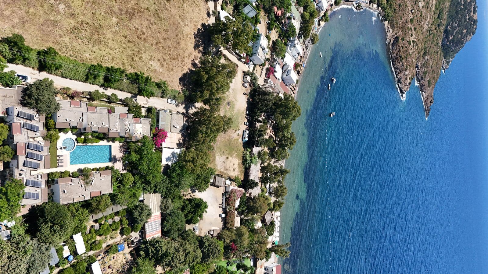 Gümüşlük sahili — havadan